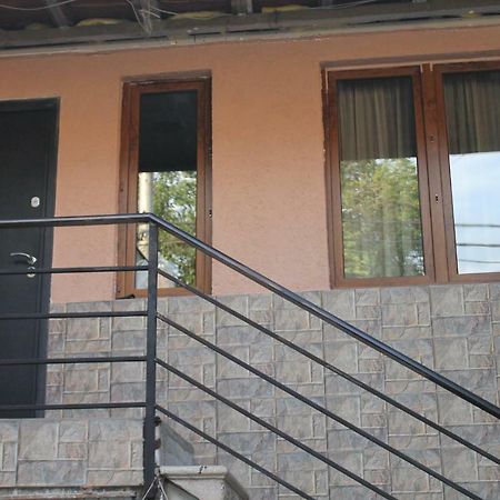 Family Apartament Daire Tiflis Dış mekan fotoğraf